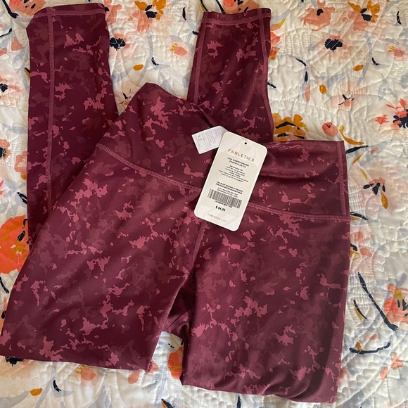 Fabletics High-waisted Printed Powerhold 7/8 XS/4 - Picture 6 of 7